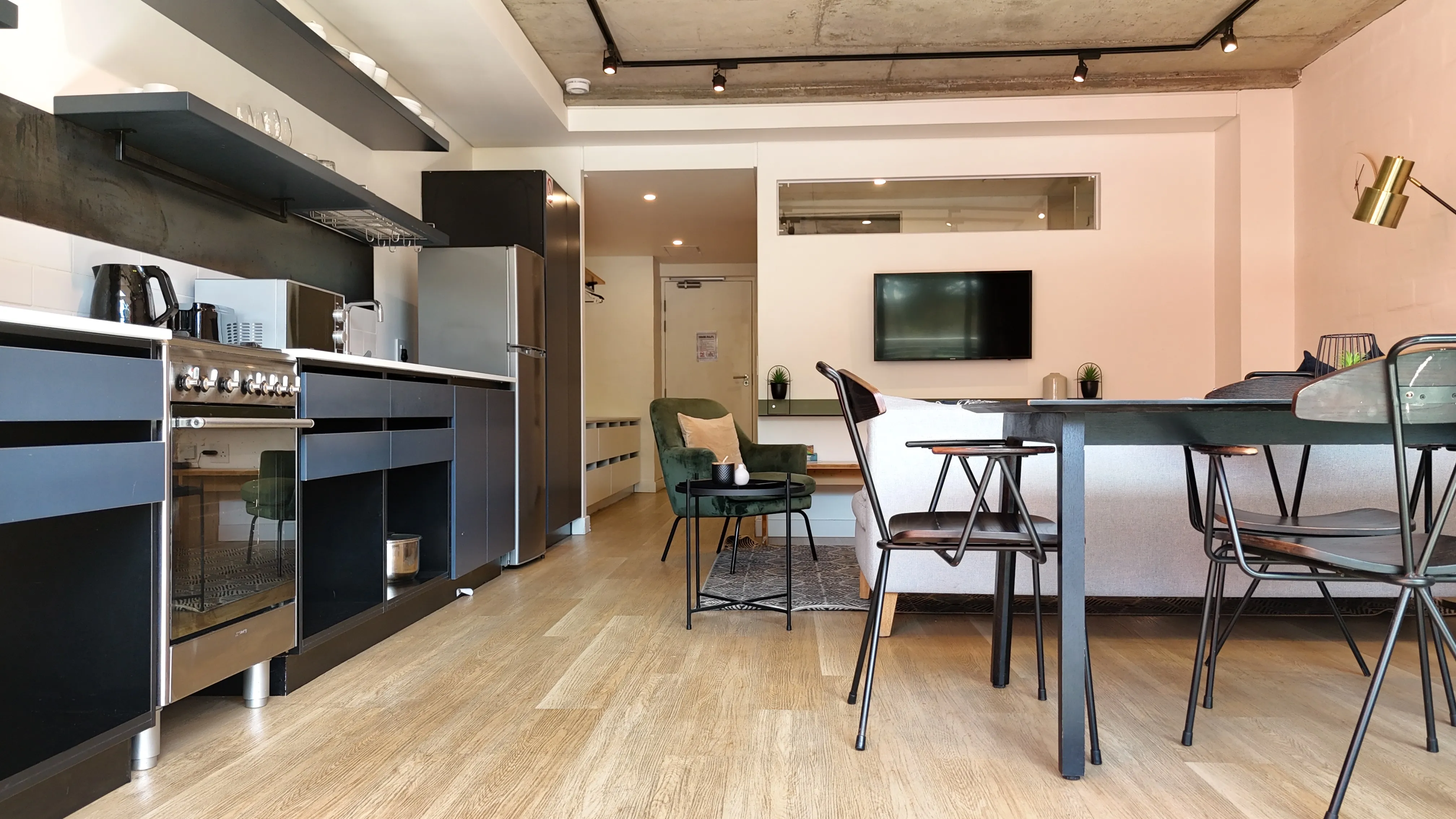 Fully equipped modern kitchen with gas stove and oven